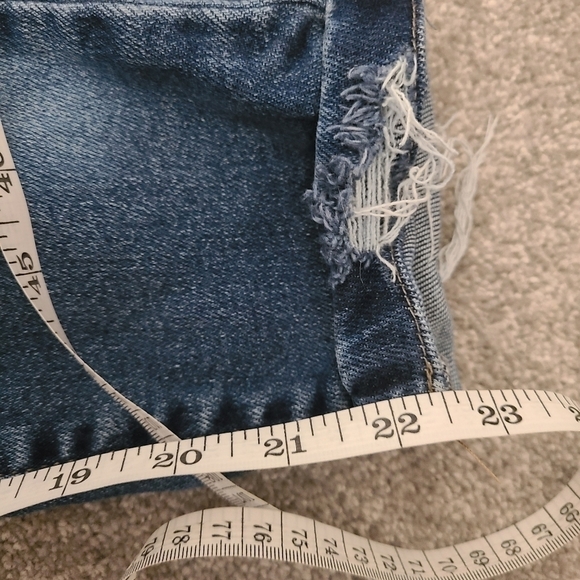 WAX Boyfriend Distressed Medium Wash Jeans Size 11 - Picture 9 of 9